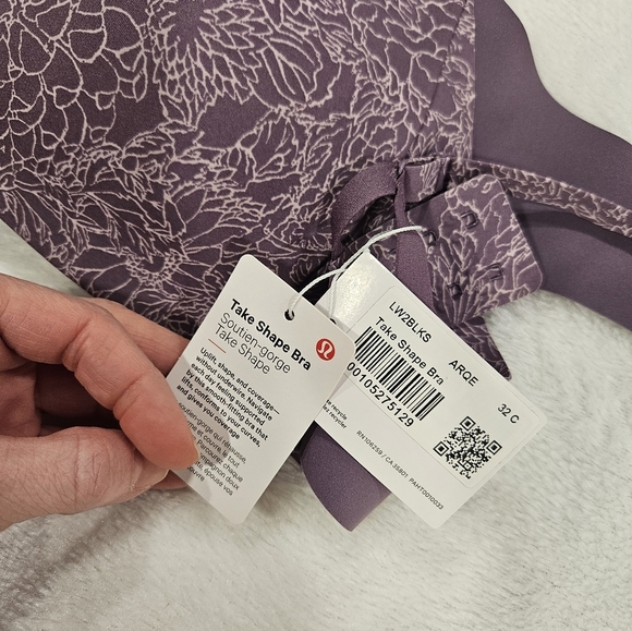 NEW 🌟 Lululemon Take Shape Bra 32C - Picture 6 of 9